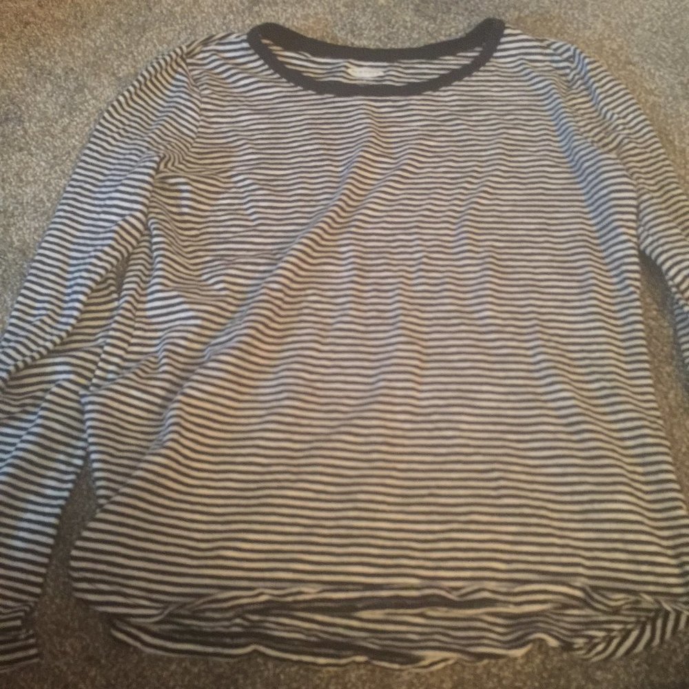 Black and white long sleeve